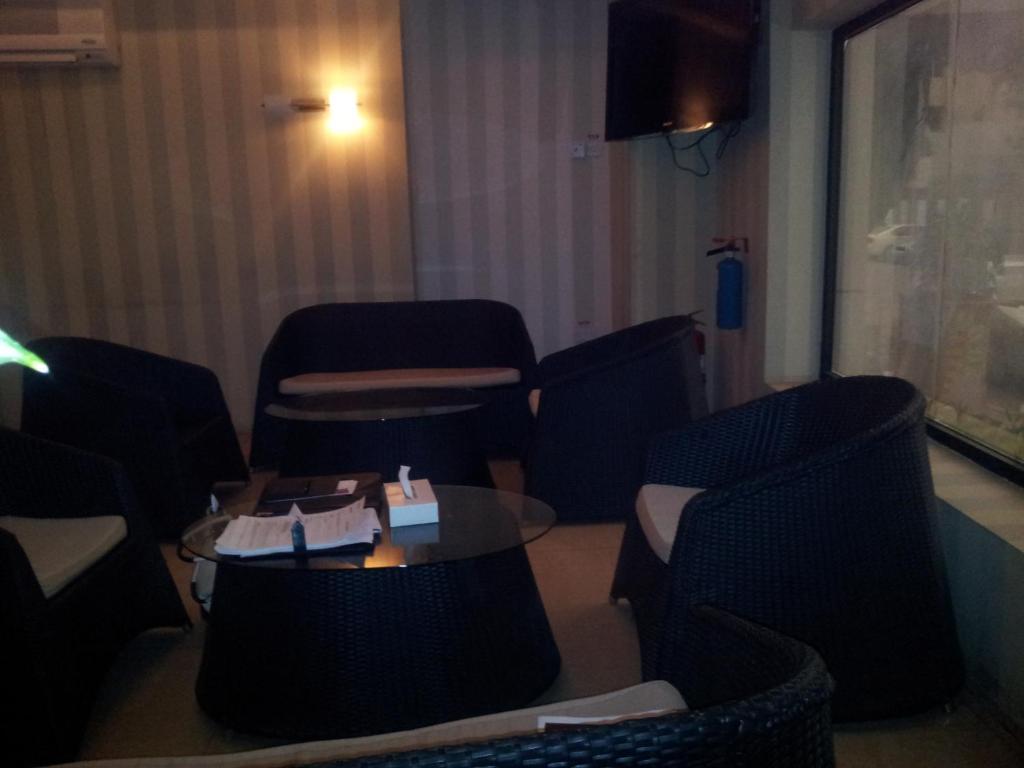 Omar Al Khayam Hotel Al Manamah Esterno foto